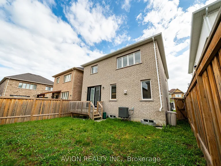 1034 Tigerlily Trl — Photo 27