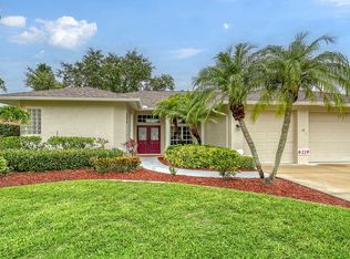 6219 Aventura Dr, Sarasota, FL 34241