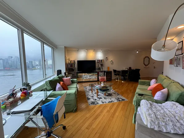 415 East 37th Street 19J image 1 of 25