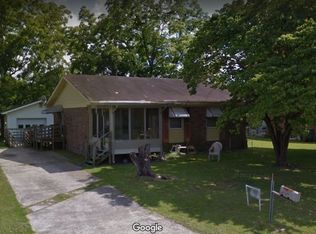312 Allen Dr, Ayden, NC 28513
