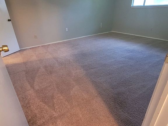 3rd image of 1419 Twining Oaks Ln