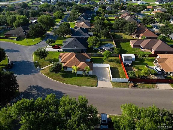 3rd image of 2514 Southridge Dr