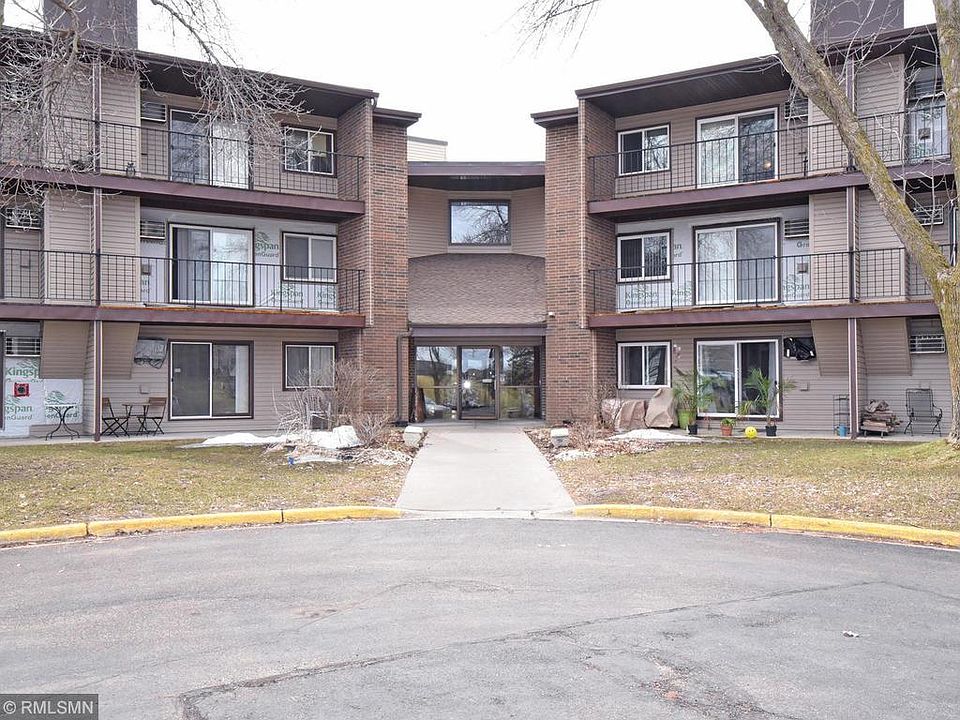 1st image of 3440 Golfview Dr Unit 325