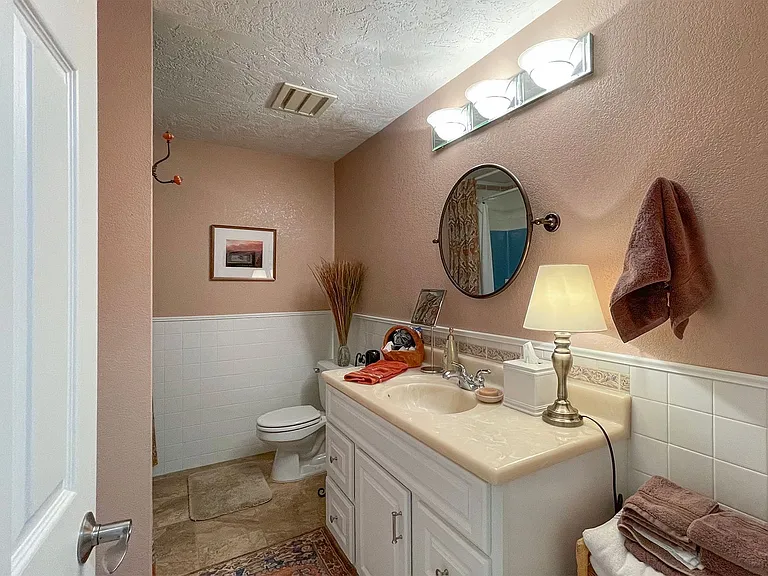 590 Ridge View Dr — Photo 33