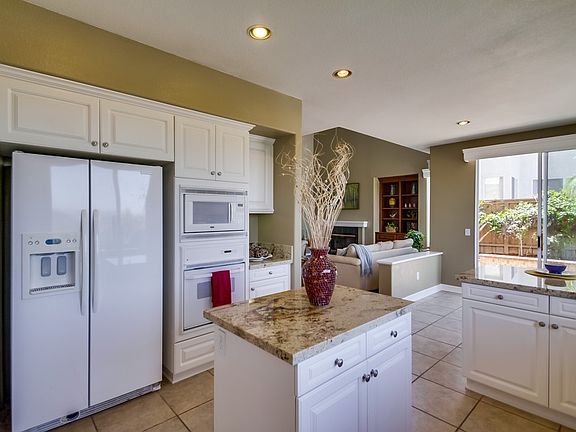 5th image of 12109 Wooded Vista Ln