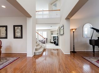 5574 Floyd St, Ventura, CA 93003