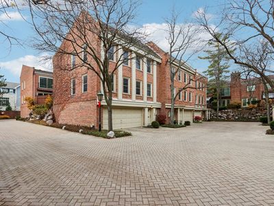 19 Landmark #19, Winnetka, IL, 60093