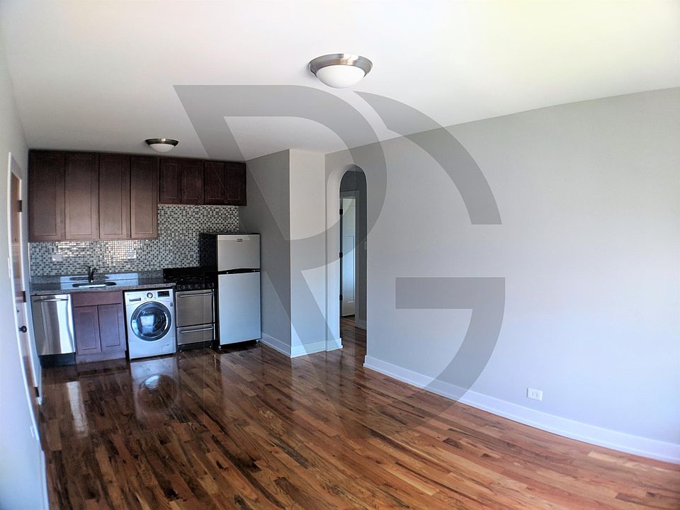 1st image of 550 W Arlington Pl #Six10