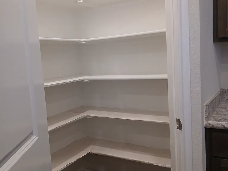 308 Samuel St — Photo 10