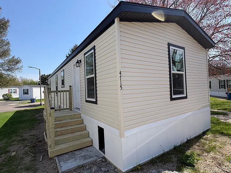 Woodland Estates (MI) — Photo 14
