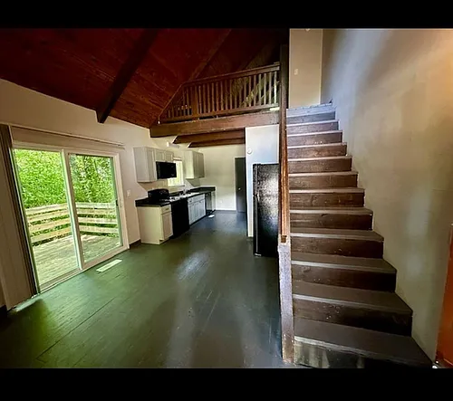 407 Lindsay Rd Photo 1