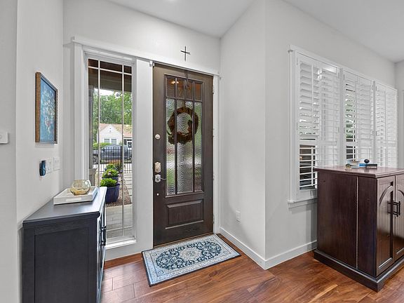 5th image of 3907 Becker Ave