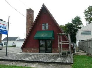 109 W Main St, Chesterfield, IN 46017