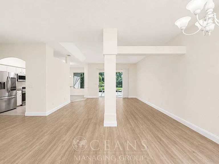19 Old Port Cir — Photo 6