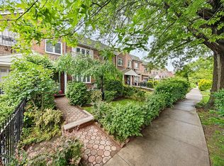 6717 Harrow St, Forest Hills, NY 11375