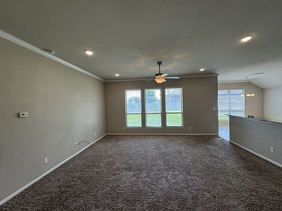 4th image of 5611 Markham Dr