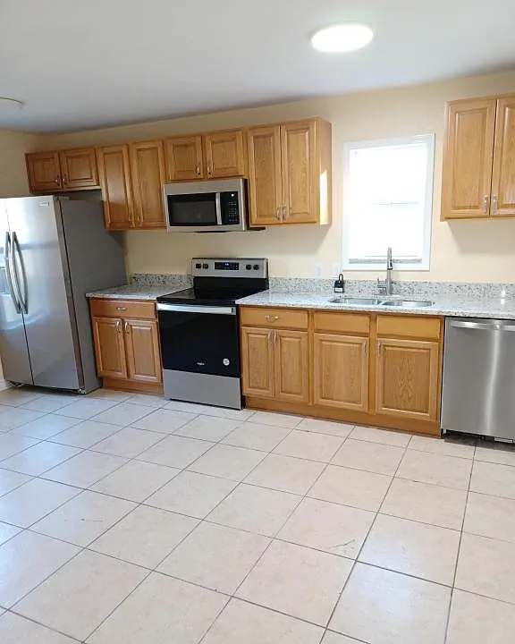 730 Aransas Ave #3