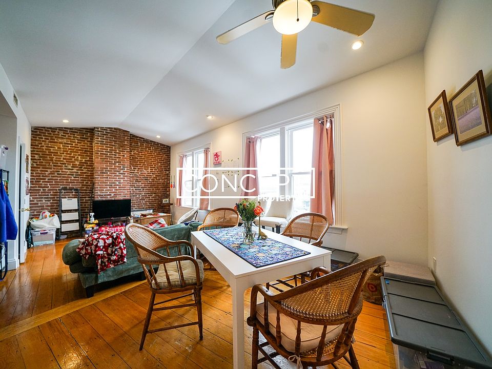1st image of 605 Dorchester Ave