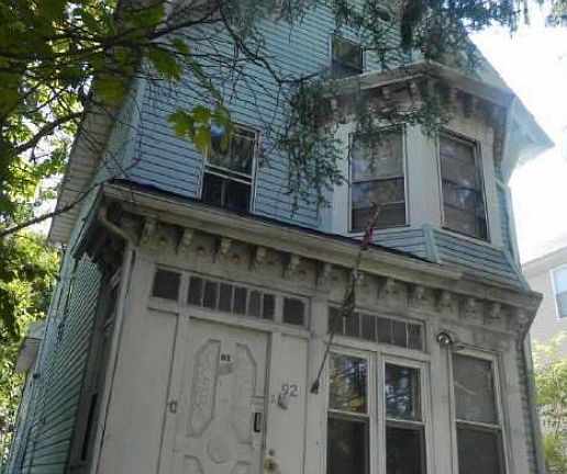 2nd image of 92 Hollywood Ave