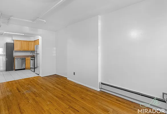 Rented by Mirador Real Estate | media 10