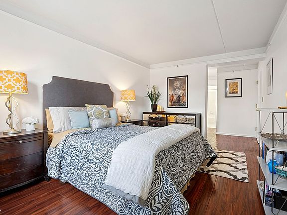 5th image of 130 Lenox Ave #420