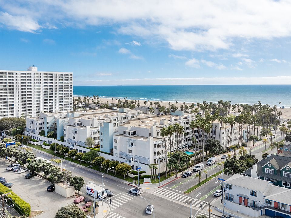 1st image of 150 Ocean Park Blvd Unit 423