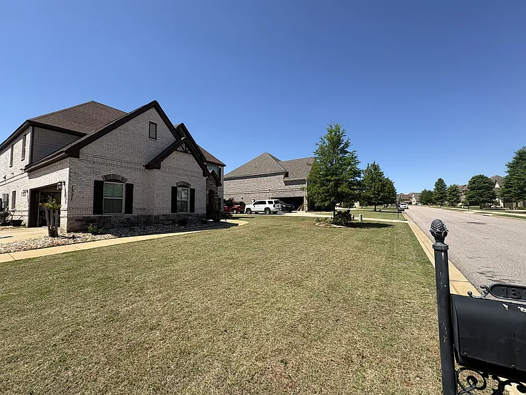 1321 Witherspoon Dr — Photo 20