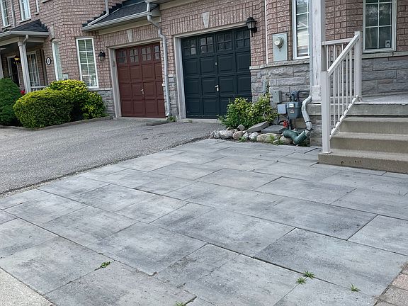 3rd image of 47 Waterton Cres