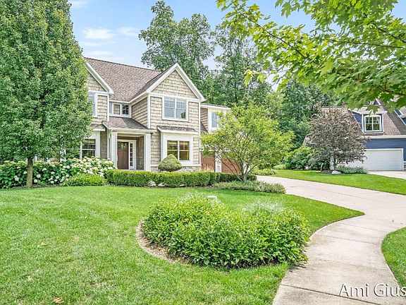 5th image of 450 Morraine Hill Dr SE
