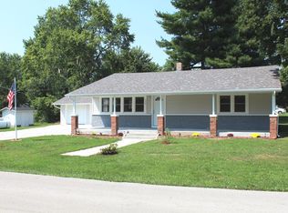 300 W Pine St, Strafford, MO 65757