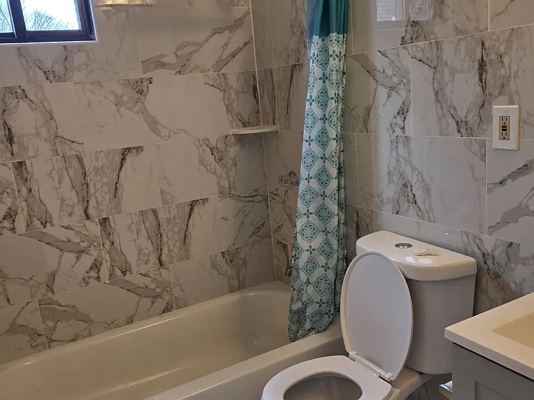 136 Zenner St #2 — Photo 4