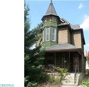 2nd image of 1040 Madison Ave