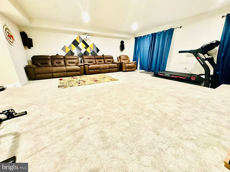 252 Chase Dr — Photo 28