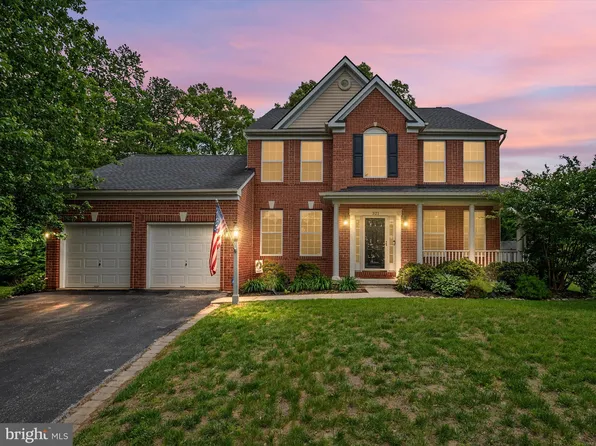 321 Early Pride Ct, Pasadena, MD 21122