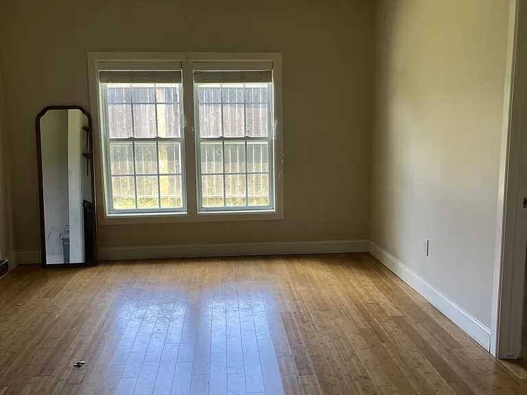 30 E Thatcher St — Photo 4