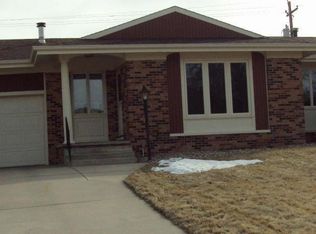 627 Madden Rd, Hastings, NE 68901
