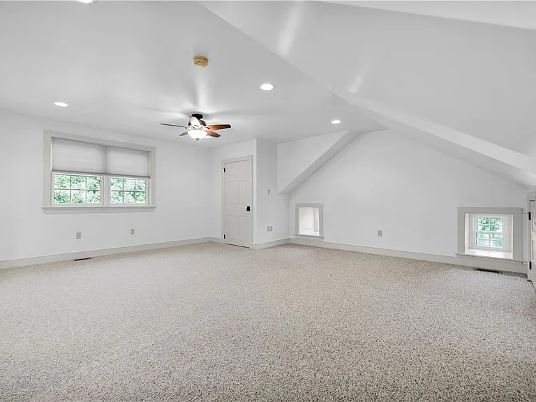 2408 Applewood Dr — Photo 19