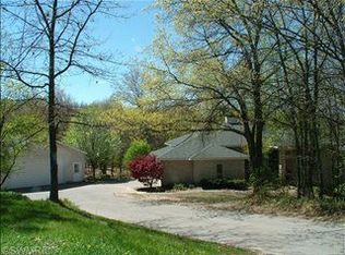 2330 Hidden Timbers Trl NE, Rockford, MI 49341
