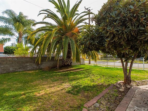 4th image of 529 E Francisquito Ave