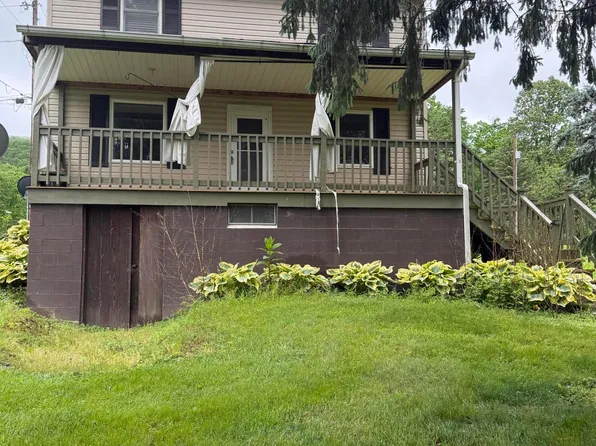 230 Mountain St, New Enterprise, PA 16664