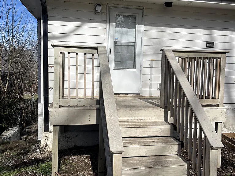 2219 Albion St #C — Photo 15