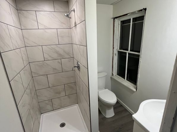 15 Cleveland St #15A