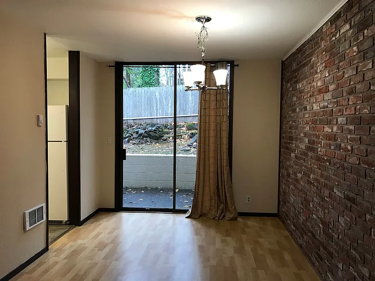 3444 Willamette St — Photo 7