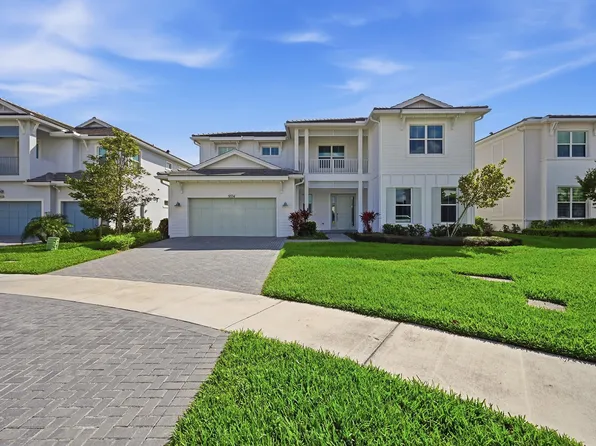 9334 Crestview Circle, Palm Beach Gardens, FL 33412