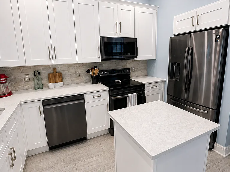 1050 Starkey Rd #104 — Photo 3