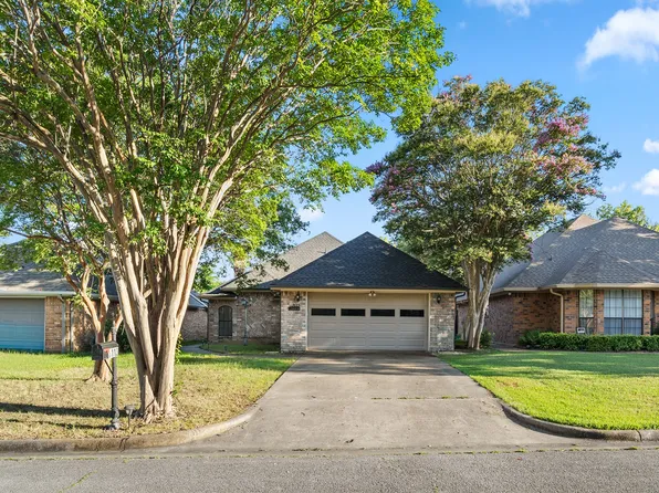 3113 Canton St, Greenville, TX 75402