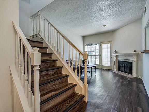 2nd image of 2324 Northlake Ct