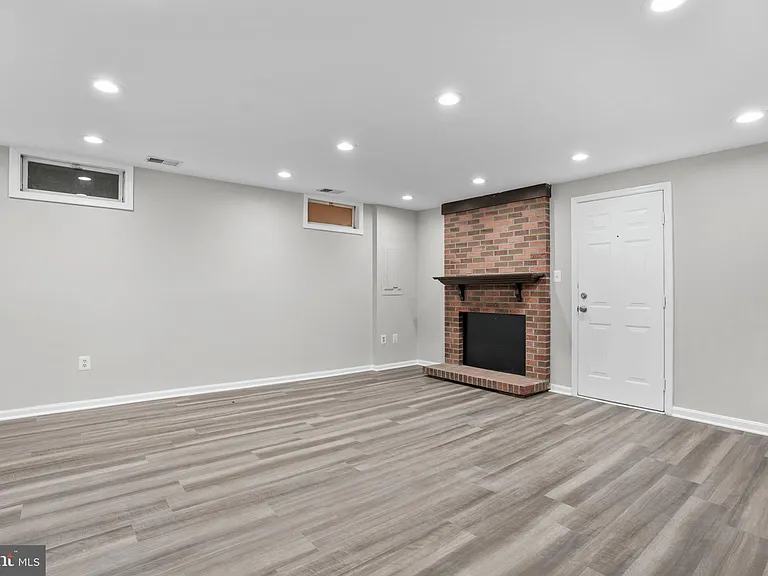 10506 Lime Tree Way — Photo 9