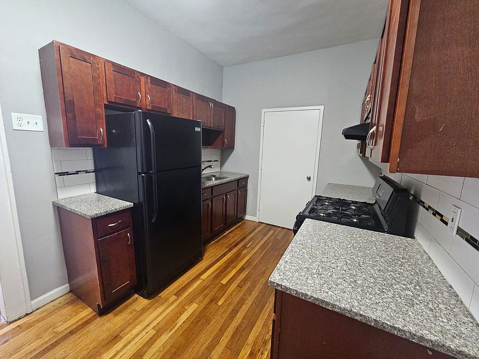 1st image of 18 Canfield St #4AA