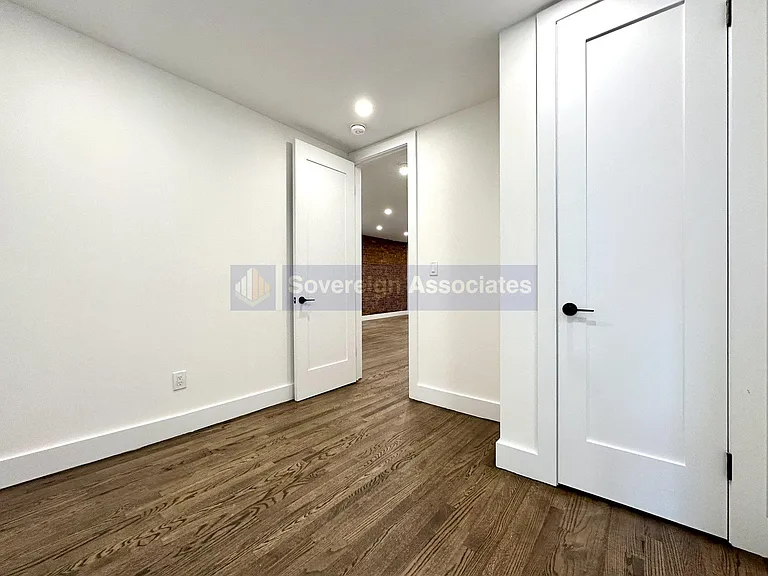 3139 Broadway #1B — Photo 9